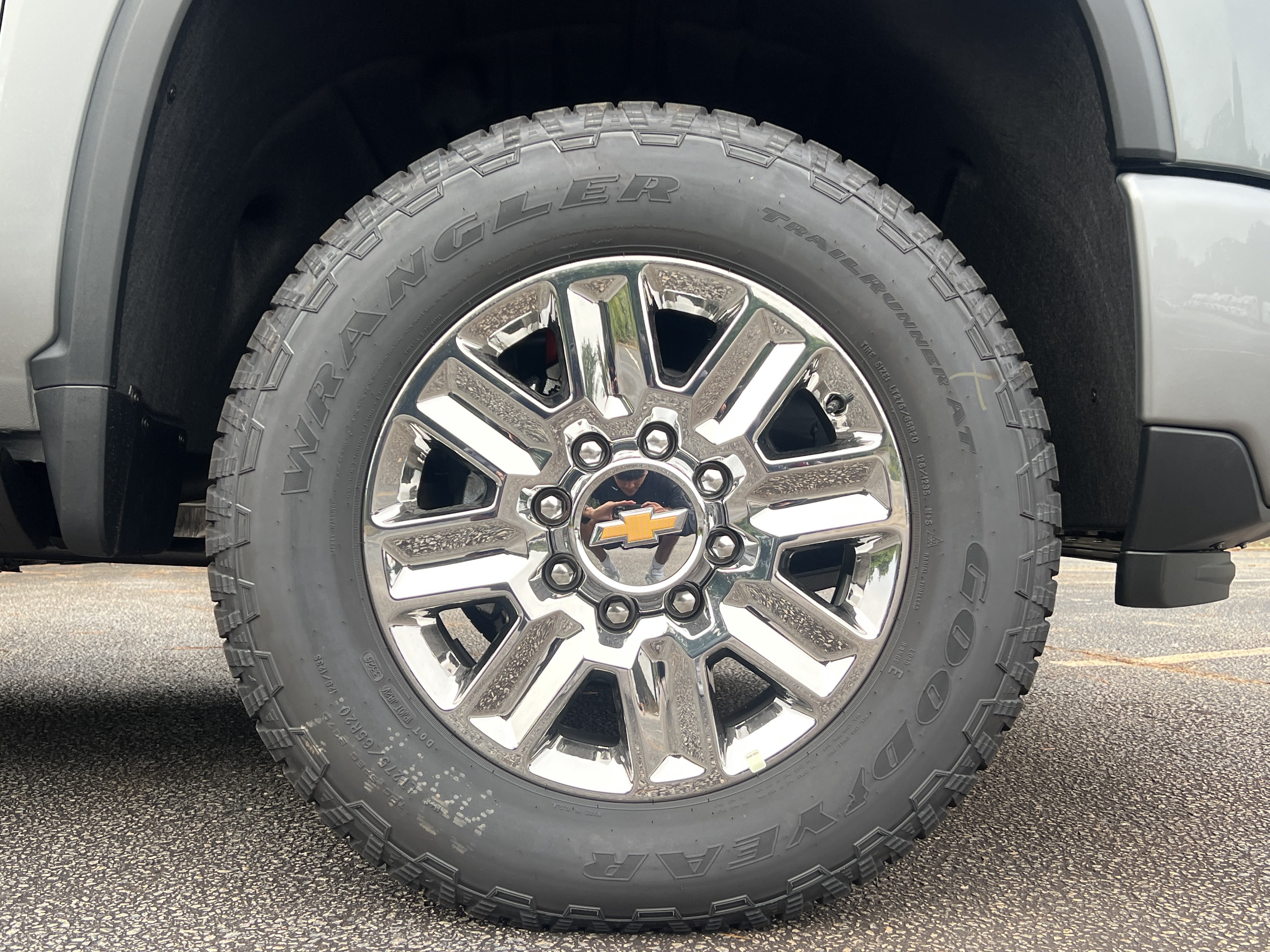 New 2026 Chevrolet Silverado 2500 High Country w/ High Country Premium Package AWD/4WD image 13