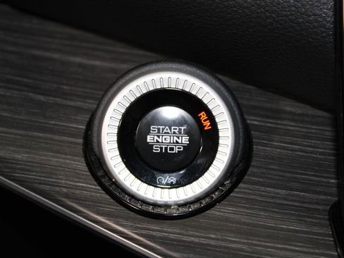 Used 2024 Jeep Wagoneer Series II image 30