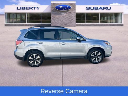 Used 2018 Subaru Forester 2.5i Premium w/ All-Weather Package image 7
