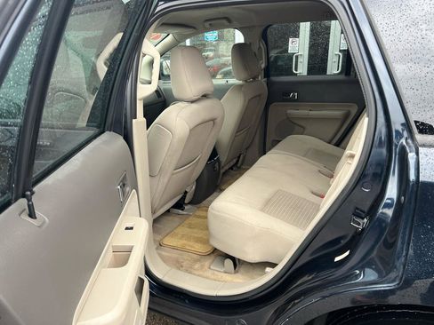 Used 2010 Ford Edge SE image 14
