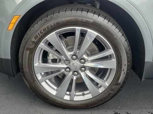 Certified 2024 Cadillac XT5 Premium Luxury FWD image 10