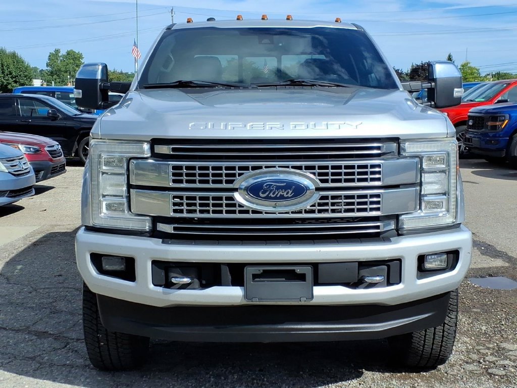 Used 2017 Ford F350 Platinum w/ Platinum Ultimate Package AWD/4WD image 8
