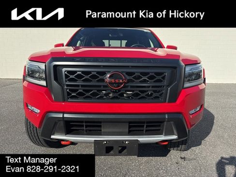 Used 2022 Nissan Frontier PRO-4X image 2