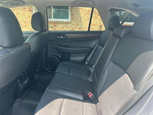 Used 2018 Subaru Outback 2.5i Limited AWD/4WD image 22