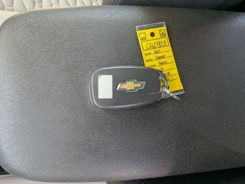 Used 2019 Chevrolet Equinox LT FWD image 28