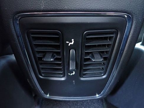 Certified 2021 Jeep Grand Cherokee Laredo AWD/4WD image 15