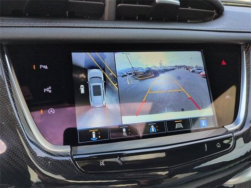 Used 2024 Cadillac XT6 Sport w/ Technology Package image 24