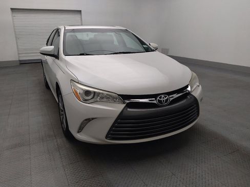 Used 2017 Toyota Camry XLE FWD image 14