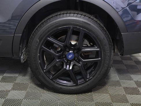 Used 2017 Ford Explorer Sport w/ Equipment Group 401A AWD/4WD image 21