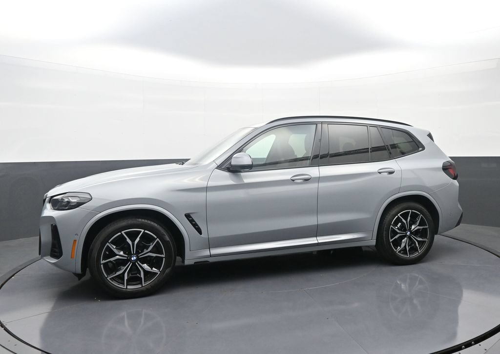 Used 2023 BMW X3 xDrive30i w/ M Sport Package AWD/4WD image 4