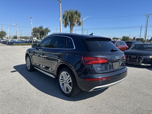 Used 2019 Audi Q5 2.0T Premium Plus w/ Premium Plus Package image 4