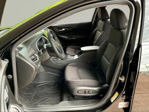 Used 2024 Chevrolet Malibu RS FWD image 19