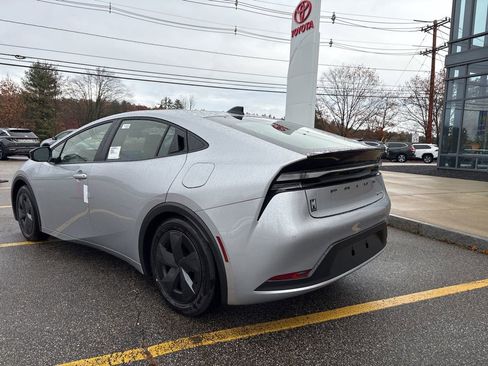 New 2026 Toyota Prius Plug-In Hybrid image 7