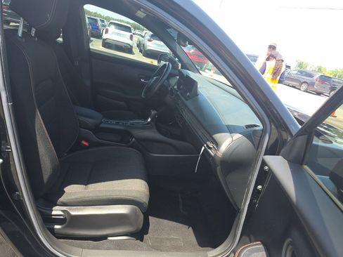 Used 2023 Honda HR-V Sport image 15