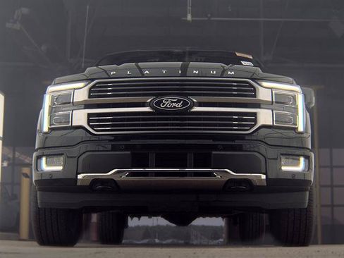 Used 2026 Ford F150 Platinum w/ Equipment Group 703A Plus AWD/4WD image 3
