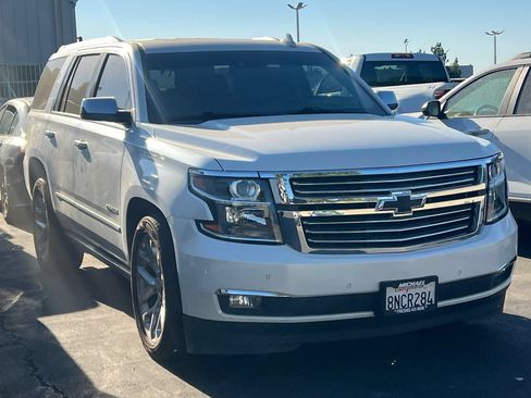 Used 2020 Chevrolet Tahoe Premier w/ Max Trailering Package AWD/4WD image 2