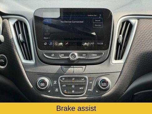 Used 2024 Chevrolet Malibu LT image 17