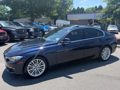 Used 2013 BMW 328i Sedan RWD image 17