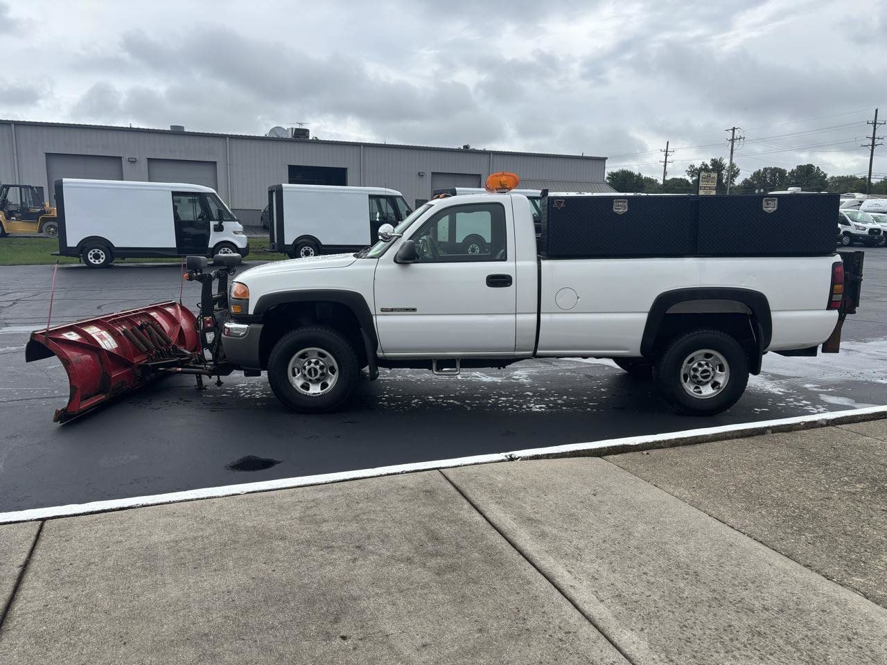 Used 2007 GMC Sierra 3500 W/T AWD/4WD image 6