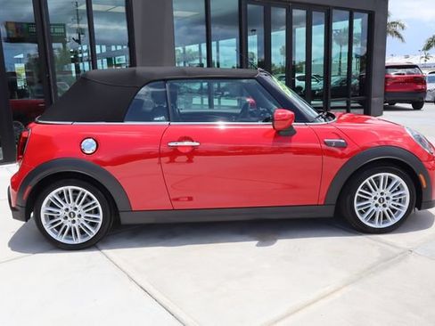 Used 2024 MINI Cooper S FWD image 2