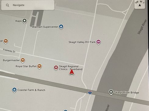 Used 2022 Tesla Model Y Performance image 15