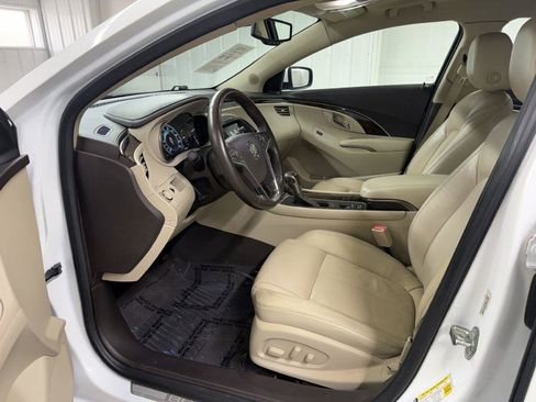 Used 2016 Buick LaCrosse Leather FWD image 9