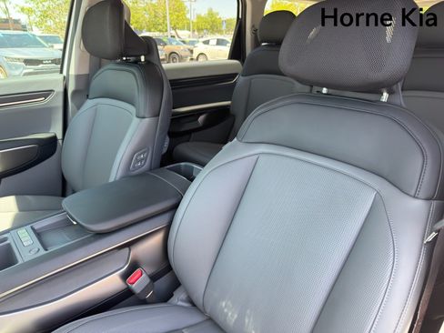 New 2026 Kia EV9 Light RWD image 10