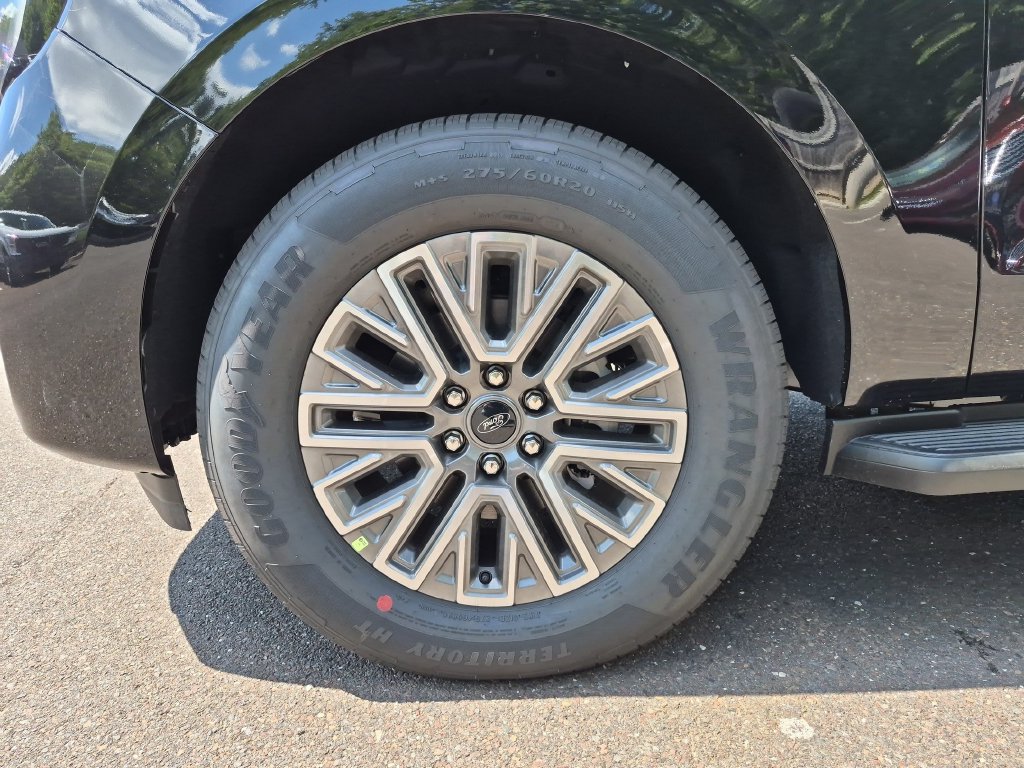 New 2027 Ford Expedition Platinum AWD/4WD image 12