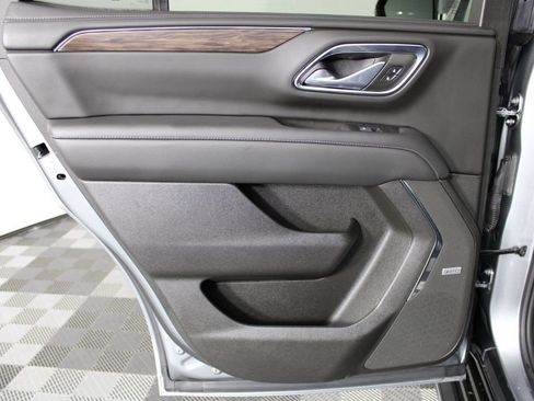 Used 2023 Chevrolet Tahoe LT w/ Luxury Package image 30