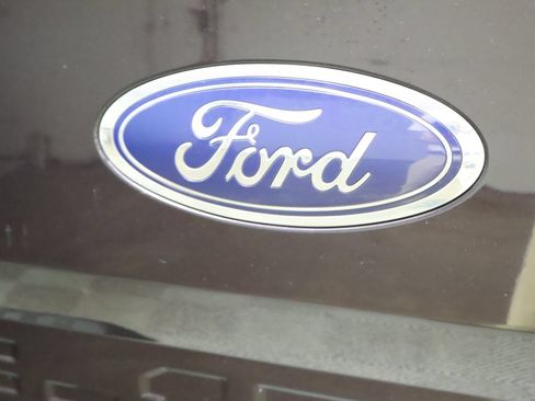 Used 2018 Ford F150 Lariat AWD/4WD image 8