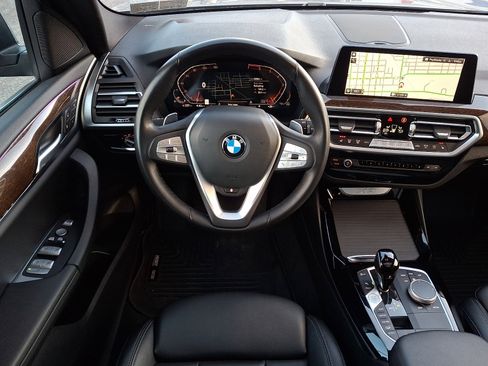 Used 2023 BMW X3 xDrive30i image 10