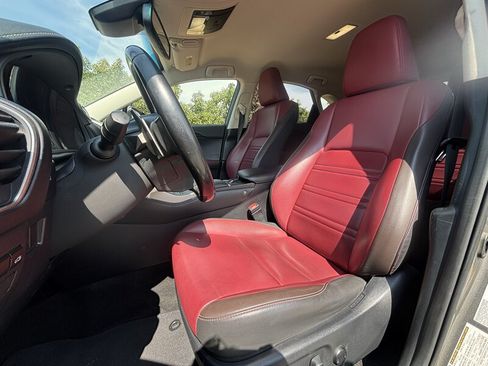 Used 2018 Lexus NX 300 FWD image 10