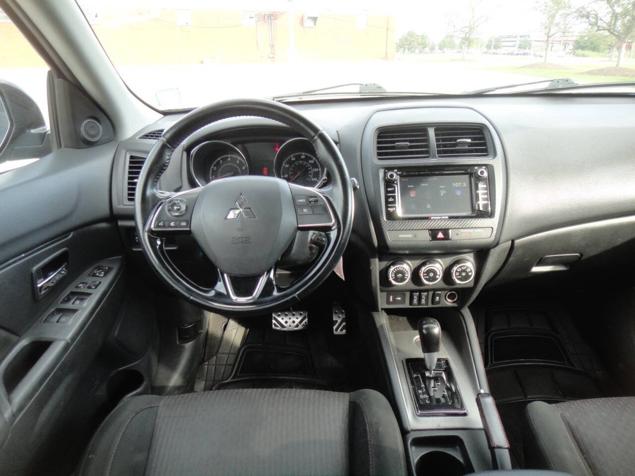 Used 2018 Mitsubishi Outlander Sport LE FWD image 11