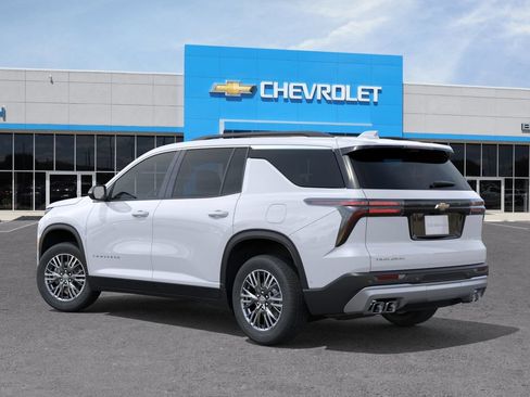 New 2026 Chevrolet Traverse LT w/ Driver Confidence Package FWD image 3