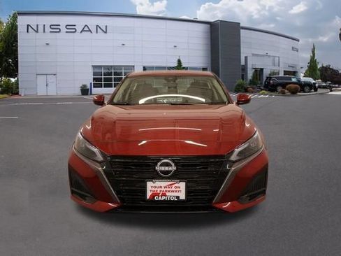 New 2026 Nissan Altima 2.5 SV w/ SV Premium Package AWD/4WD image 7