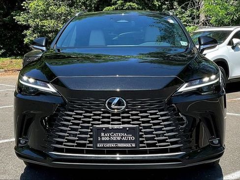 Used 2023 Lexus RX 350 Premium w/ Accessory Package AWD/4WD image 2