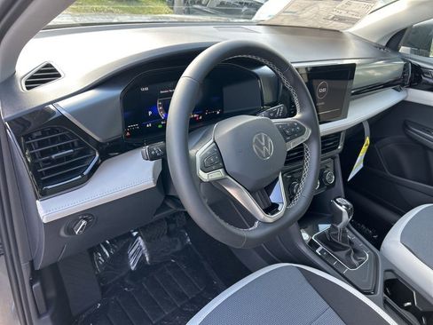 New 2026 Volkswagen Taos S image 21