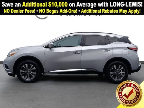 Used 2017 Nissan Murano SV image 2