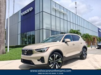 Used 2025 Volvo XC40 B5 Ultra w/ Protection Package AWD/4WD video 1