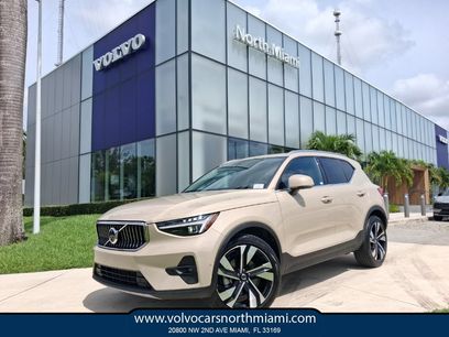 Used 2025 Volvo XC40 B5 Ultra w/ Protection Package