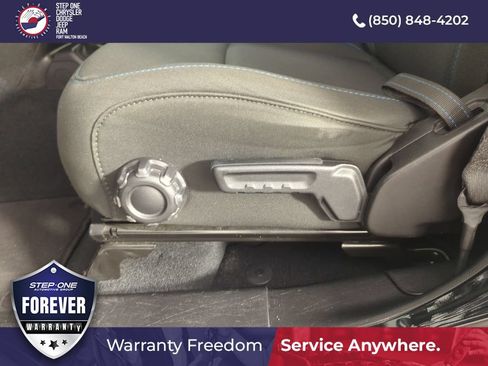 Used 2023 Jeep Wrangler Unlimited Rubicon 4xe AWD/4WD image 12