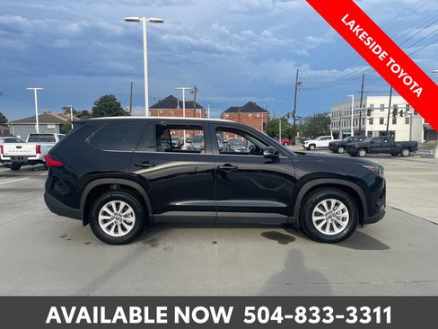 Certified 2024 Toyota Grand Highlander FWD image 7