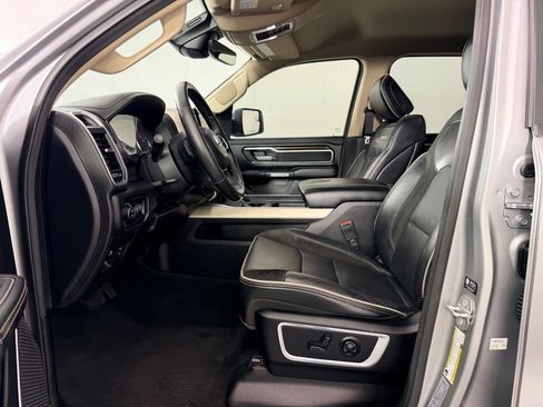 Used 2021 RAM 1500 Laramie AWD/4WD image 22