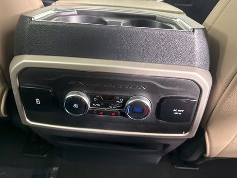 Used 2024 Ford Expedition Max Limited AWD/4WD image 21