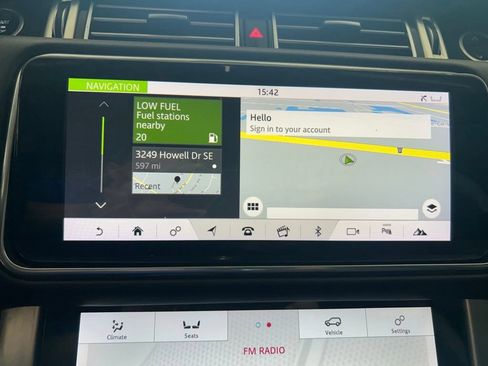 Used 2019 Land Rover Range Rover Supercharged AWD/4WD image 10