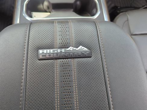 Certified 2025 Chevrolet Silverado 3500 High Country w/ High Country Premium Package AWD/4WD image 29