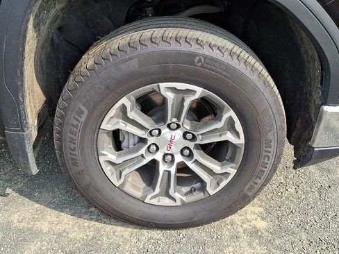 Used 2026 GMC Sierra 1500 SLT AWD/4WD image 8