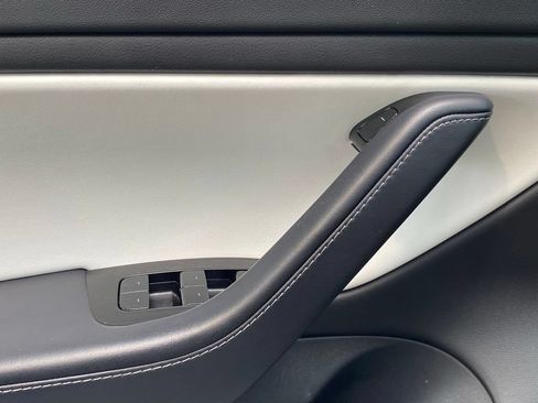 Used 2018 Tesla Model 3 Performance AWD/4WD image 15