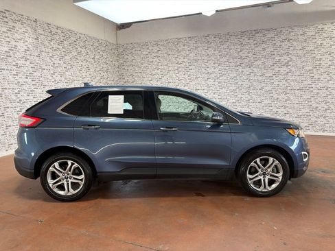 Used 2018 Ford Edge Titanium FWD image 8
