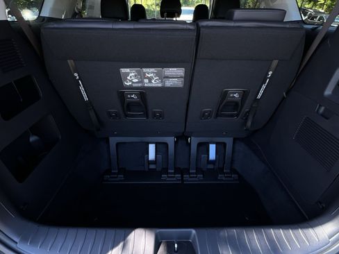New 2026 Kia Carnival EX FWD image 44